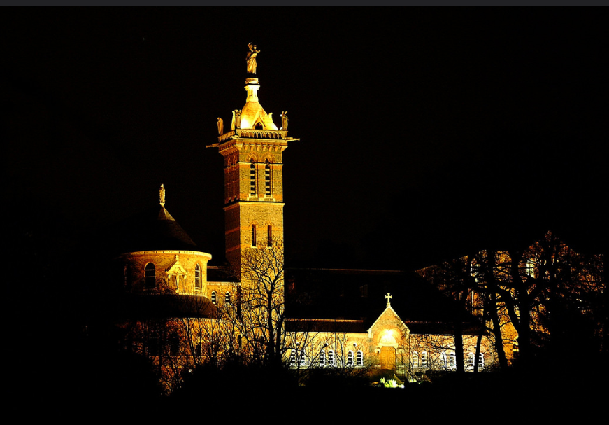 St Josephs College, London NW7, illuminated for the millenium. Photo Laurence Bard